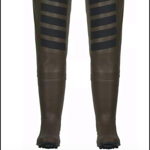 White River/Cabela’s rubber hip waders